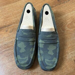 Rothy’s Loafers Forest Camo Size 11.5